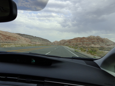 Hwy 395 entering Red Rock Canyon 