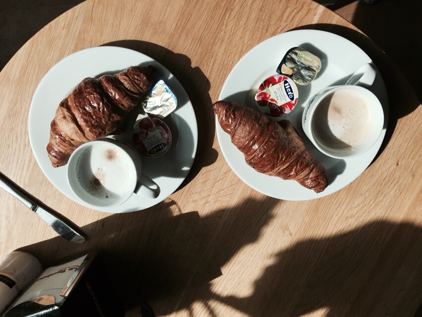 No photo's inside so here is one of coffee & croissants in the coffee shop afterwards.