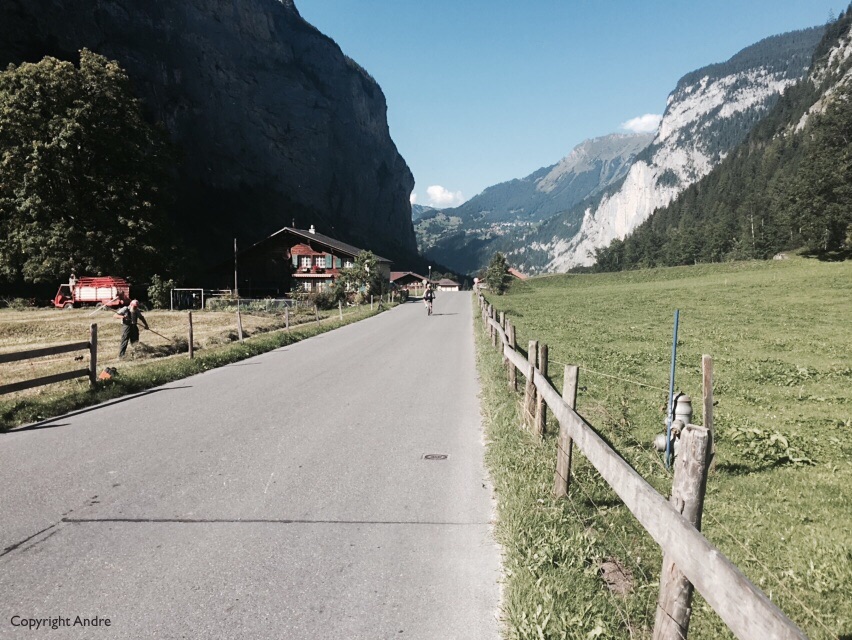 Back down to the valley floor and heading back towards town.