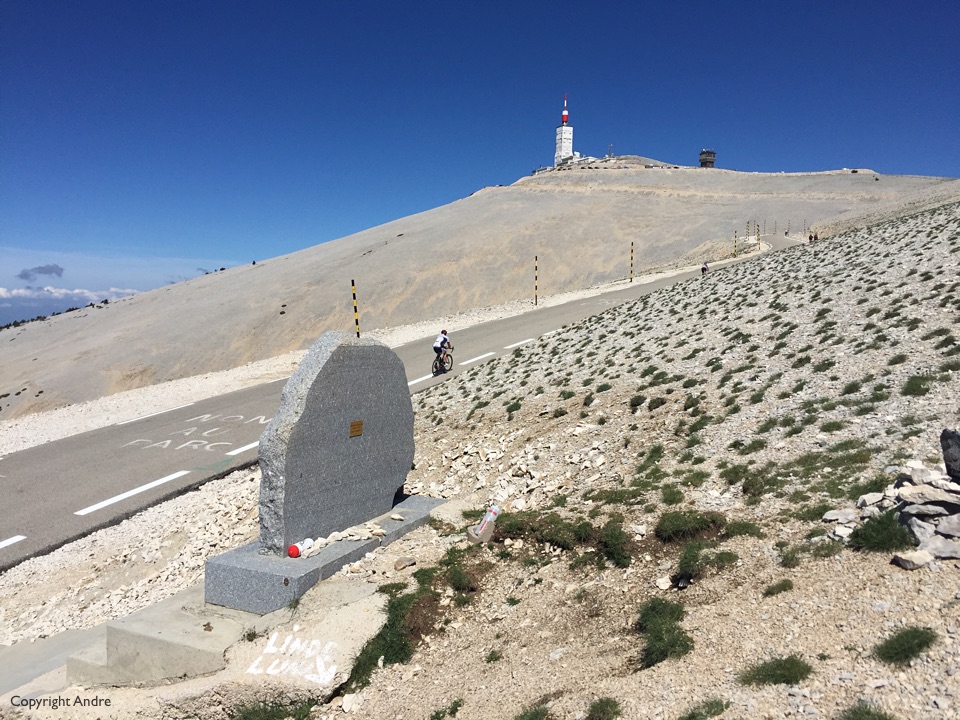 1Km out from the Tom Simpson memorial.